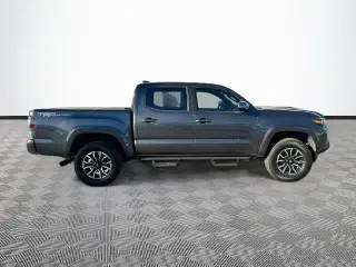 Toyota Tacoma 2023 4x2 TRD Deporte 4puertas Cabina Doble 5.0 ft SB