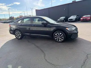 Volkswagen Jetta 2024 S 4dr Sedán 8A