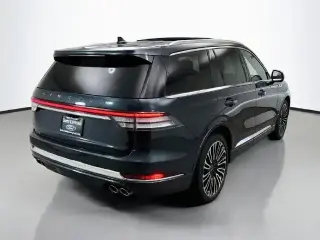 Lincoln Aviator 2023 AWD Black Label 4dr SUV