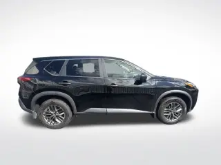 Nissan Rogue 2023 AWD S 4dr Crossover