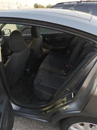 Nissan Versa 2018 S 4dr Sedán