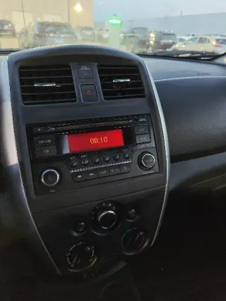 Nissan Versa 2018 S 4dr Sedán