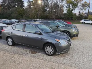 Nissan Versa 2018 S 4dr Sedán