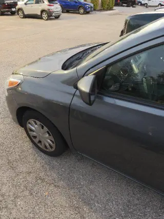 Nissan Versa 2018 S 4dr Sedán