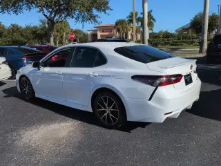 Toyota Camry 2023 SE 4dr Sedán