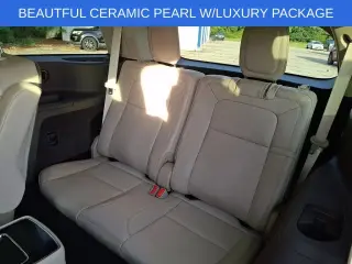 Lincoln Aviator 2023 AWD Reserve 4dr SUV