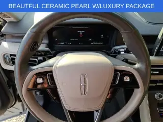 Lincoln Aviator 2023 AWD Reserve 4dr SUV