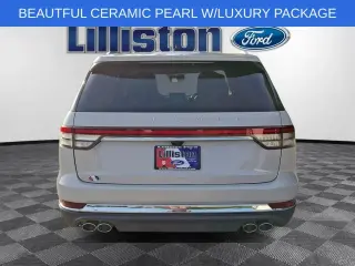 Lincoln Aviator 2023 AWD Reserve 4dr SUV
