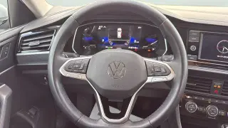 Volkswagen Jetta 2023 SE 4dr Sedán