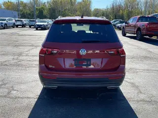 Volkswagen Tiguan 2019 con tracción en las cuatro ruedas SE 4Motion 4dr SUV