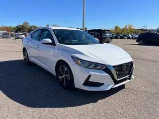 Nissan Sentra 2020 SV Sedán 4 puertas