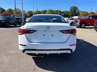 Nissan Sentra 2020 SV Sedán 4 puertas