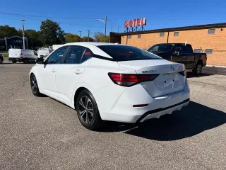 Nissan Sentra 2020 SV Sedán 4 puertas