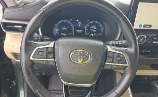 Toyota Highlander 2023 Limited 4 SUV
