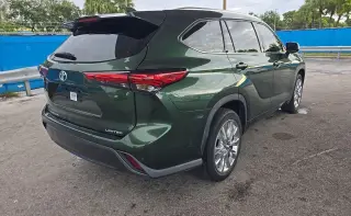 Toyota Highlander 2023 Limited 4 SUV