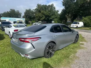 Toyota Camry 2020 SE 4dr Sedán