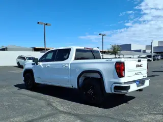 GMC Sierra 1500 2022 4x4 Elevation 4dr Crew Cab 5.8 ft. SB