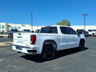 GMC Sierra 1500 2022 4x4 Elevation 4dr Crew Cab 5.8 ft. SB