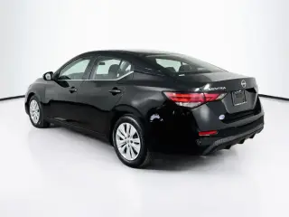 Nissan Sentra 2025 S Sedán 4 puertas
