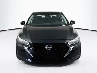 Nissan Sentra 2025 S Sedán 4 puertas