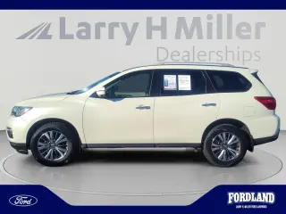 Nissan Pathfinder 2017 4x4 S 4dr SUV