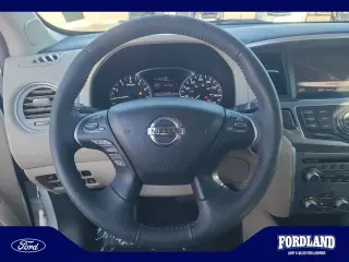 Nissan Pathfinder 2017 4x4 S 4dr SUV