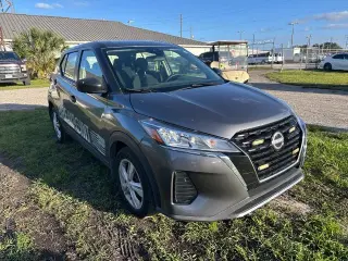 Nissan Kicks 2023 S 4dr Crossover