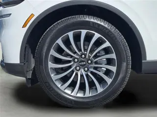 Lincoln Aviator 2022 Reserve 4dr SUV