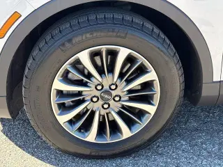 Lincoln Nautilus 2023 Standard 4dr SUV