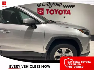 Toyota RAV4 2024 XLE SUV de 4 puertas