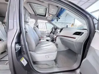 2013 Toyota Sienna