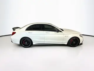 Mercedes-Benz Clase C 2018 AMG C 63 S 4dr Sedán