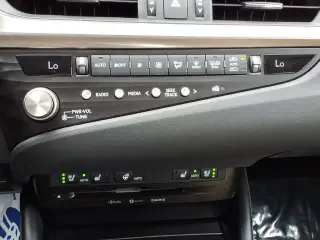 Lexus ES 350 2021 Sedán 4 puertas