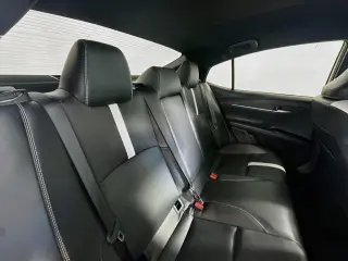 Toyota Camry 2025 SE 4dr Sedán