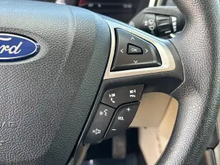 Ford Fusion 2017 SE 4dr Sedán