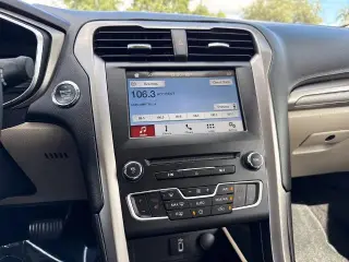 Ford Fusion 2017 SE 4dr Sedán