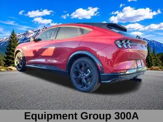 Ford Mustang Mach-E 2023 AWD Premium 4dr SUV