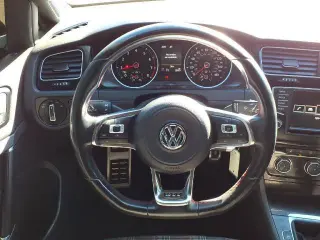 Volkswagen Golf GTI 2016 S 4dr Hatchback 6M