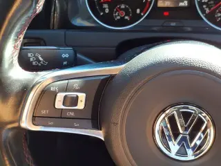Volkswagen Golf GTI 2016 S 4dr Hatchback 6M