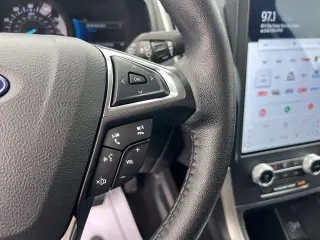 Ford Edge 2022 AWD SEL 4dr Crossover