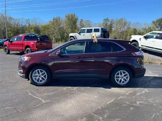 Ford Edge 2023 AWD SEL 4dr Crossover