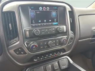 Chevrolet Silverado 1500 2015 4x4 LTZ 4dr Cab de Tripulación 5,8 pies de Peso Total