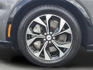 Ford Mustang Mach-E 2023 Premium 4dr SUV