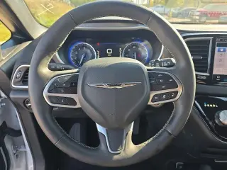 Chrysler Pacifica 2025 Select 4dr Mini-Van