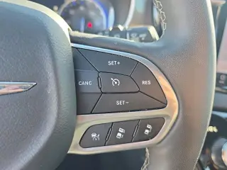 Chrysler Pacifica 2025 Select 4dr Mini-Van
