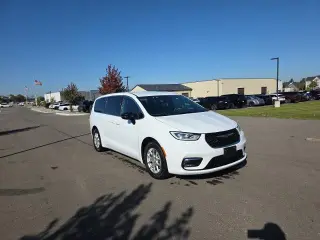 Chrysler Pacifica 2025 Select 4dr Mini-Van