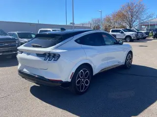 Ford Mustang Mach-E 2023 AWD GT 4dr SUV