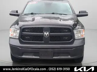 Ram 1500 Classic 2022 4x4 Tradesman 4dr Quad Cab 6.3 ft. SB Pickup