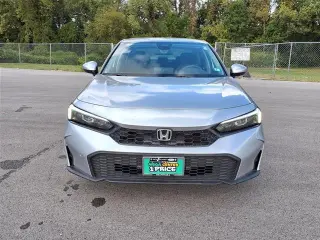 Honda Civic 2025 LX 4dr Sedán