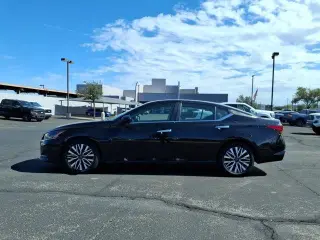 Nissan Altima 2025 2.5 SV 4dr Sedán